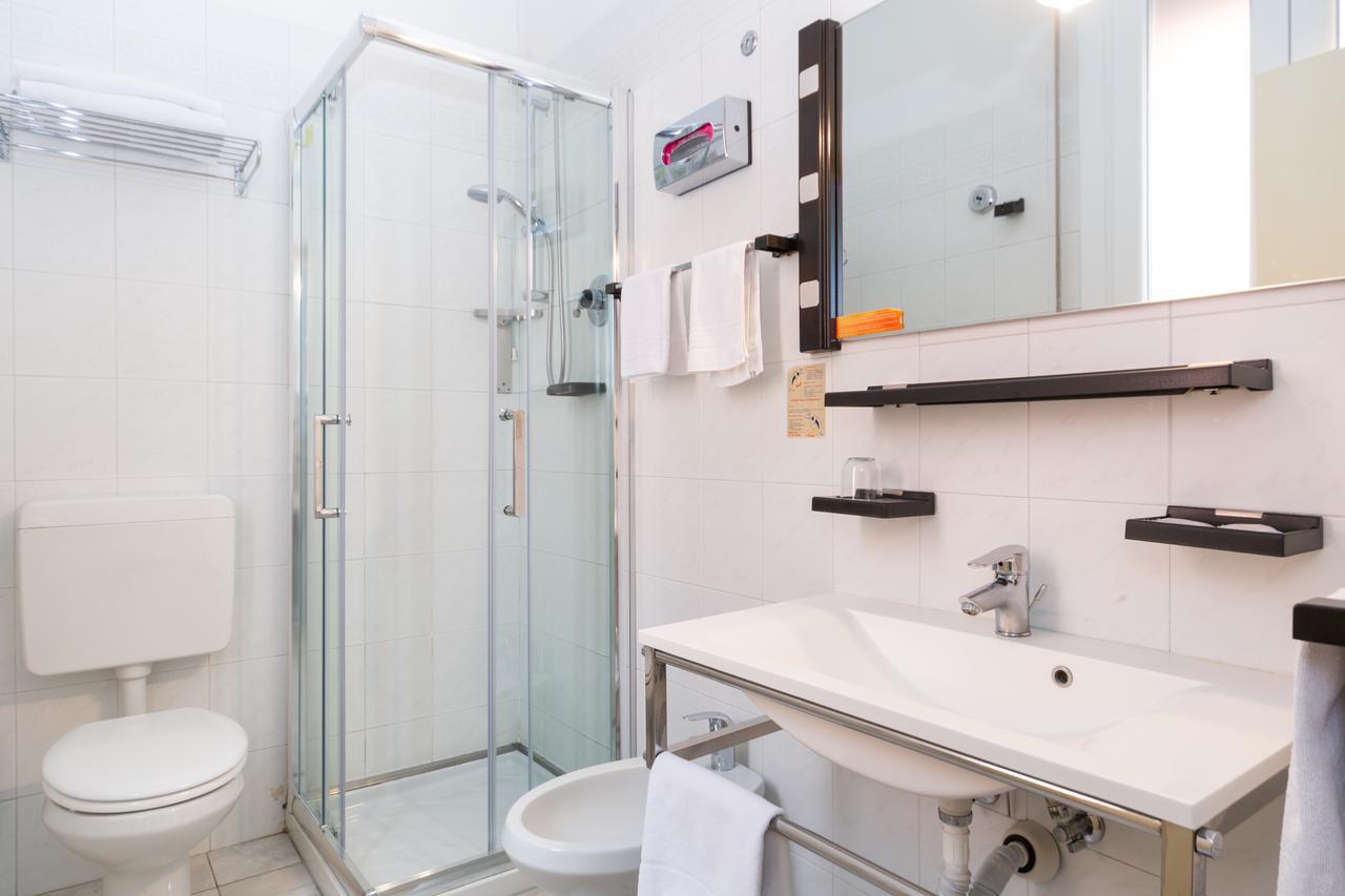 Hotel University Hotel Bolonia